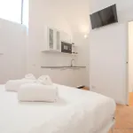 Cozy Rhome